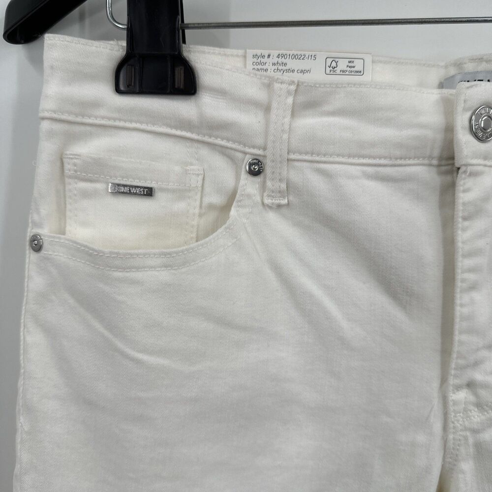 Nine West Chrystie Capri Pants Jeans Size 12 White Relaxed Mid-Rise Casual NWT - Picture 2 of 9
